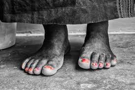 A picture of toes